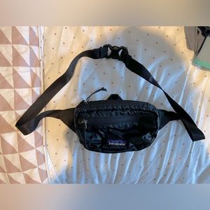 Patagonia ultra light black hole mini hip pack
